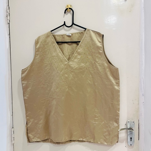 Golden satin top - Picture 2 of 5